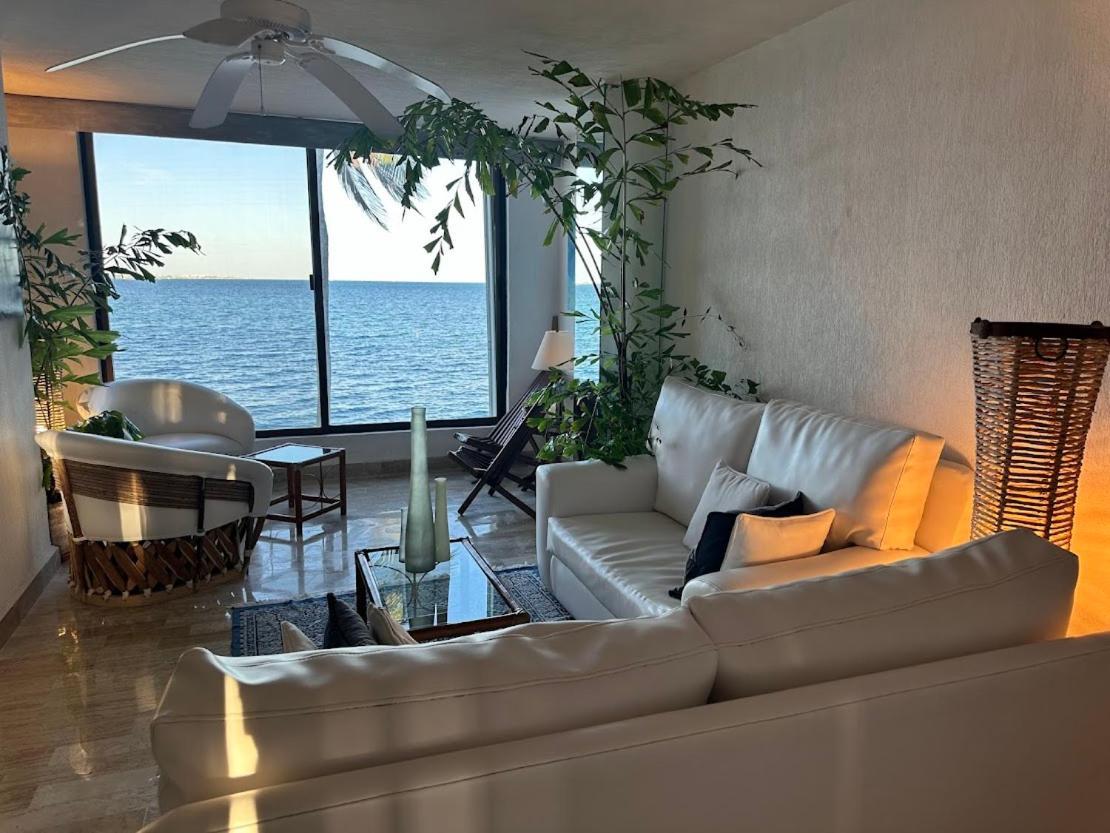 A La Orilla Del Mar Puerto Juarez Apartment Cancún